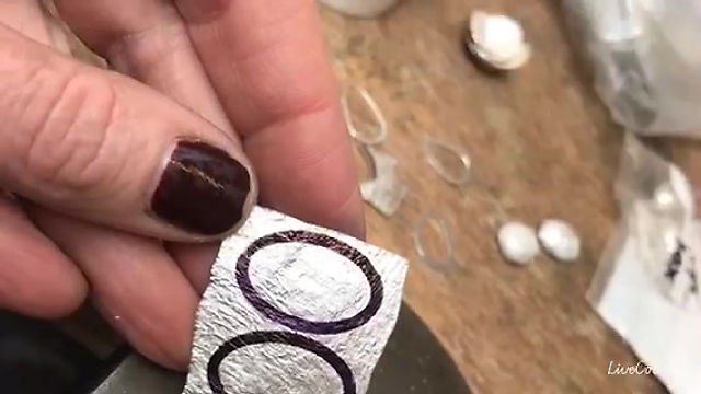 making oval textured silver cufflinks